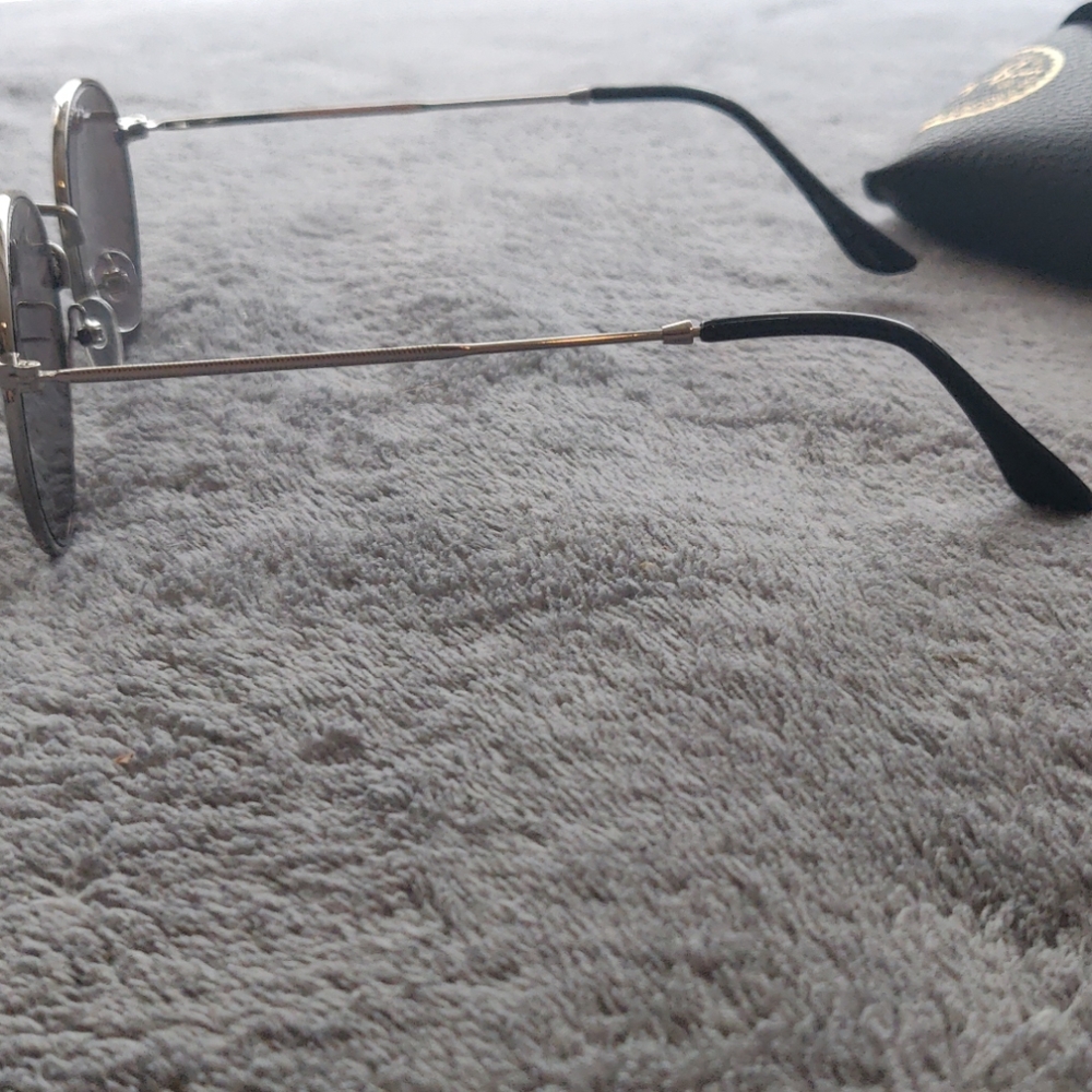 Round Silver Sunglasses - Picture 2 of 5